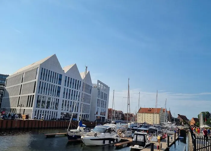 Uroczy Apartament W Samym Centrum Gdanska , Bezplatne Miejsce Parkingowe.