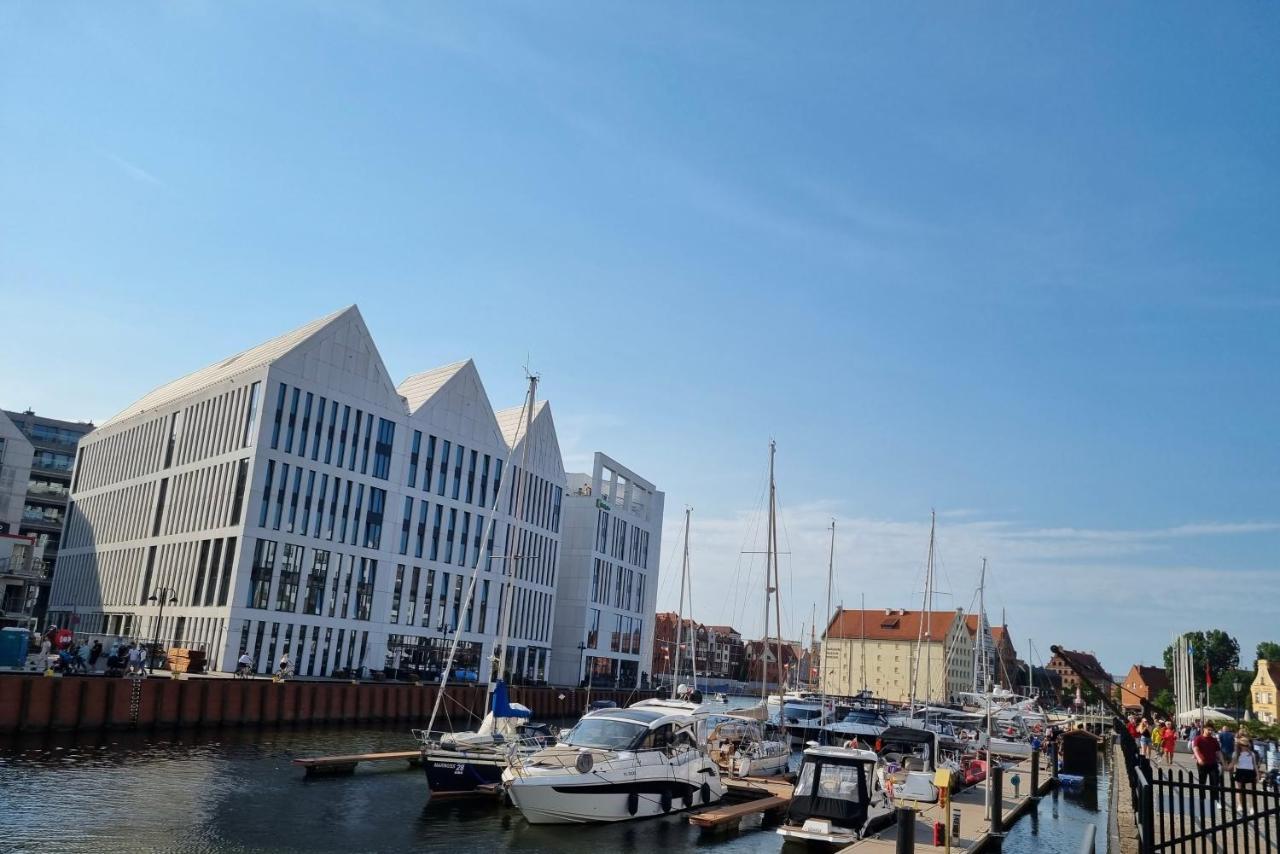 Uroczy Apartament W Samym Centrum Gdanska , Bezplatne Miejsce Parkingowe.